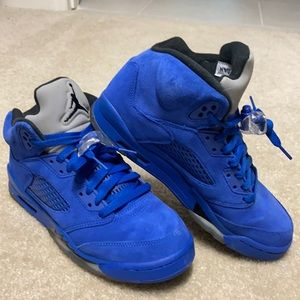 Like new. Blue suede Air Jordan’s No damage